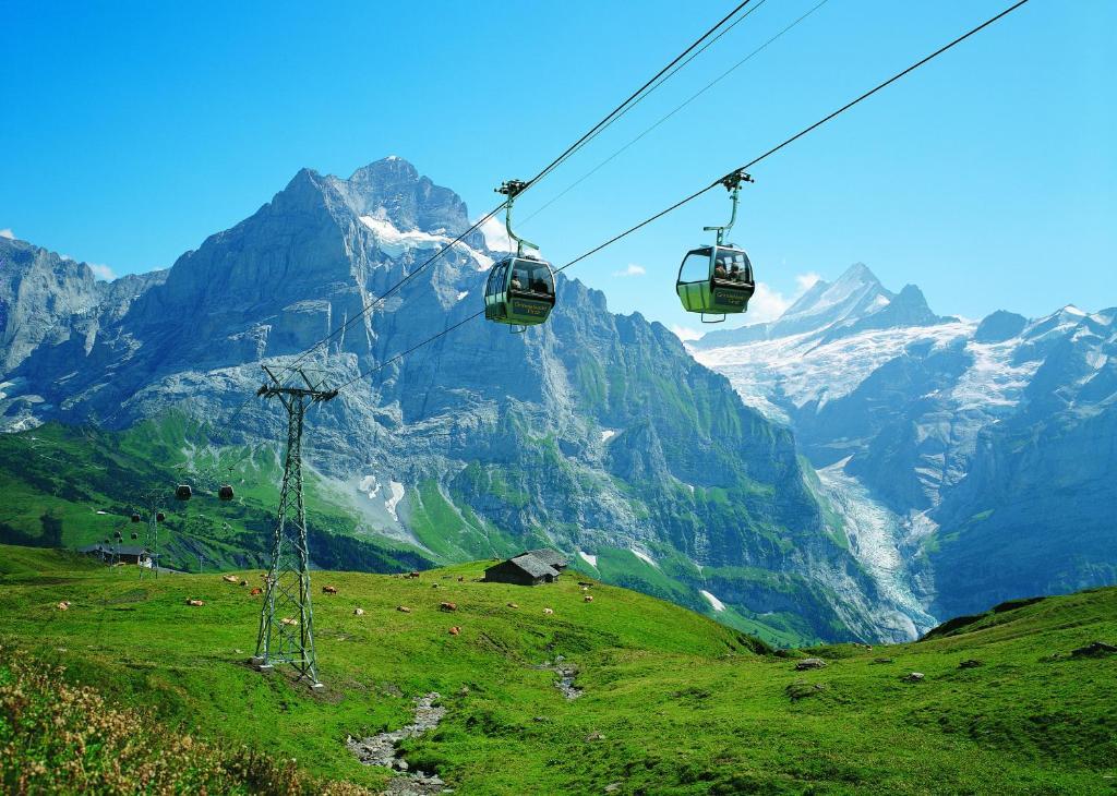 Berggasthaus First - Only Accessible By Cable Car Grindelwald Exterior photo